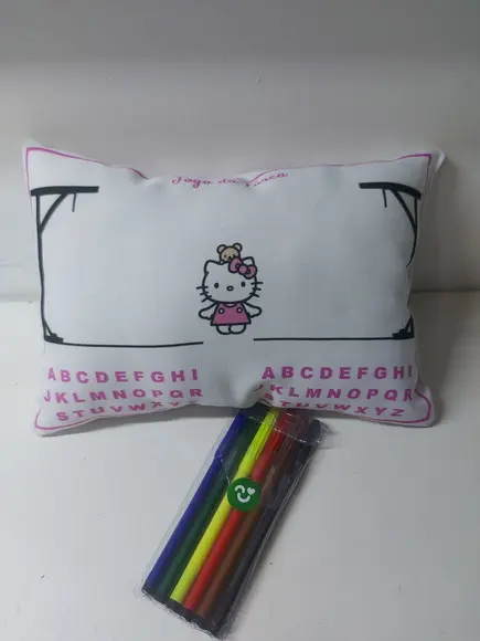 Almofada Pintura Hello Kitty