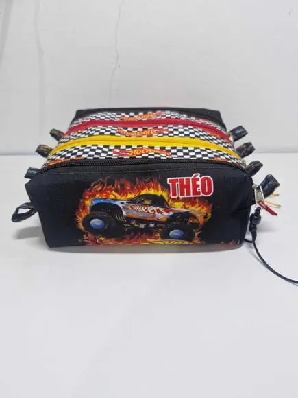 Estojo 4 Divisórias Hot Wheels 2