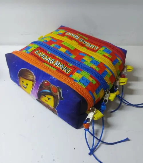 Estojo 4 Divisórias Lego Movie