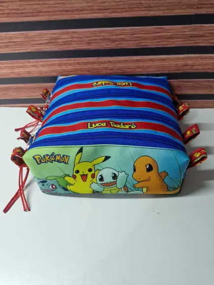 Estojo 4 Divisórias Pokemon