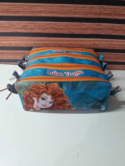 Estojo 4 Divisórias Princesa Valente