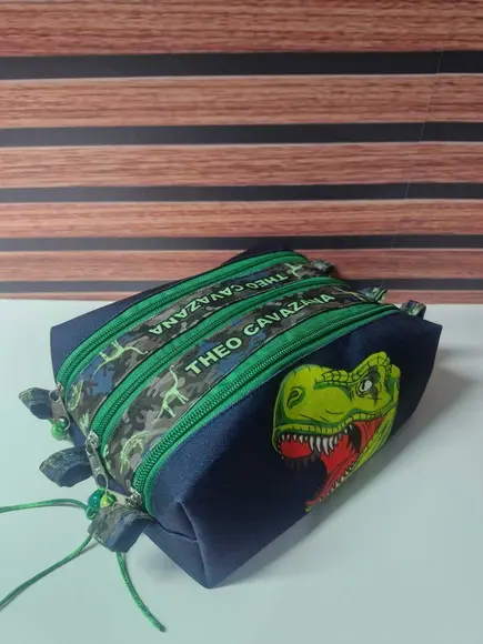 Estojo Triplo Dinossauro