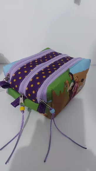 Estojo Triplo Rapunzel