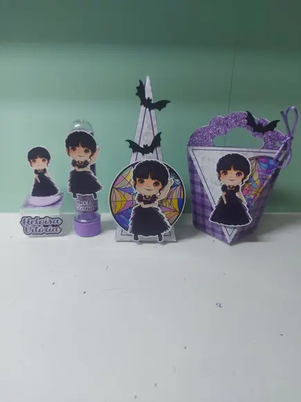 Kit 20 Personalizado Wandinha