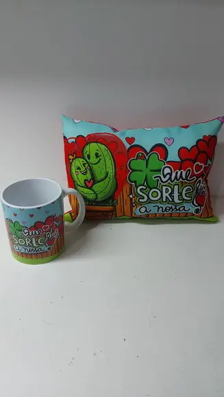 Kit Almofada e Caneca Namorados