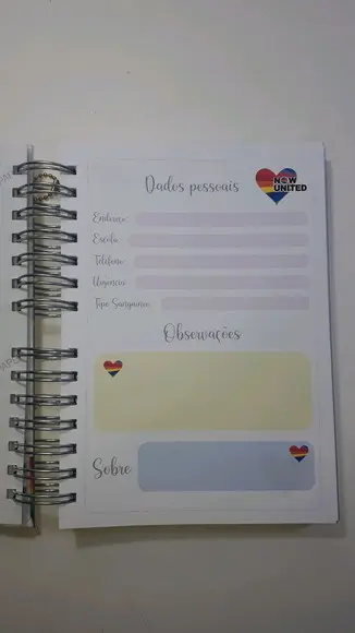 Kit Caderno e Estojo Now United