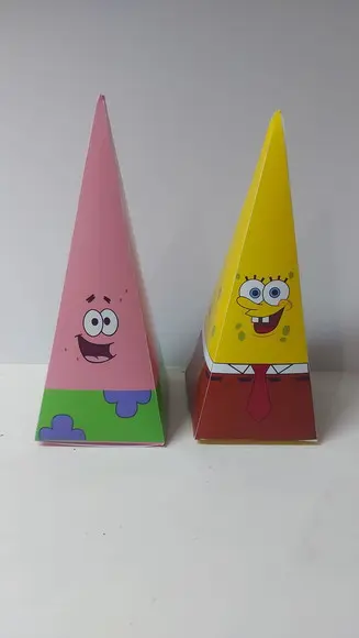 Kit Caixa Pirâmide Bob Esponja e Patrick