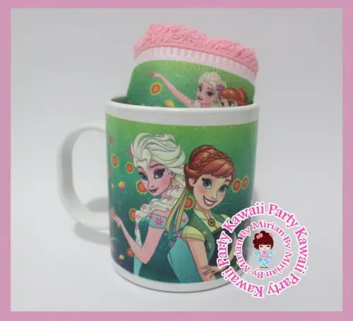 Kit caneca plastica + toalhinha