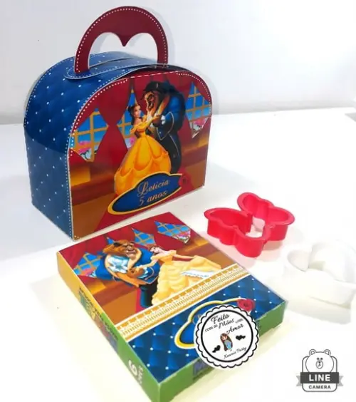 Kit Massinha na Maleta Bela e a Fera