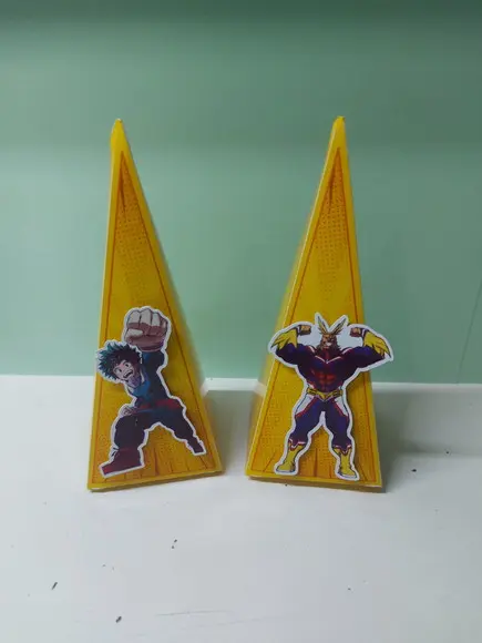 Pirâmide My Hero Academia