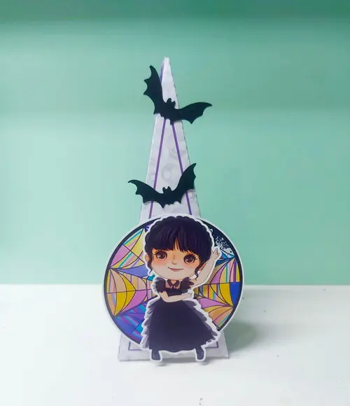 Piramide Wandinha