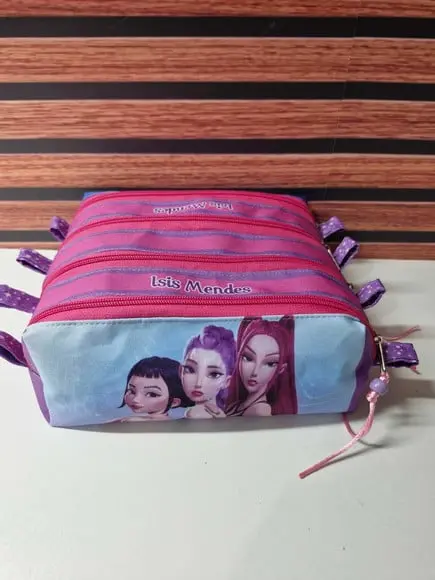 Estojo 4 Divisórias Guerreiras do Kpop