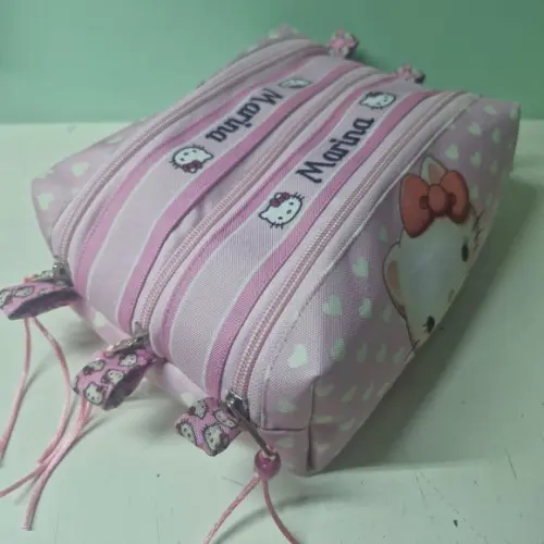 Estojo Triplo Hello Kitty
