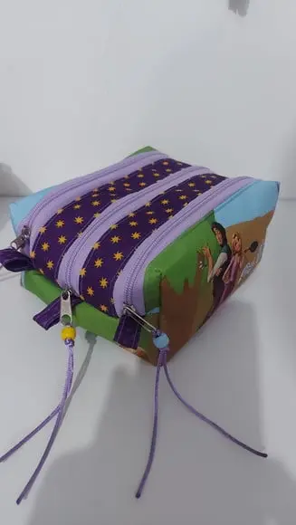 Estojo Triplo Rapunzel