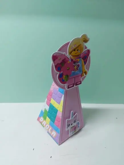 Piramide Lego Rosa