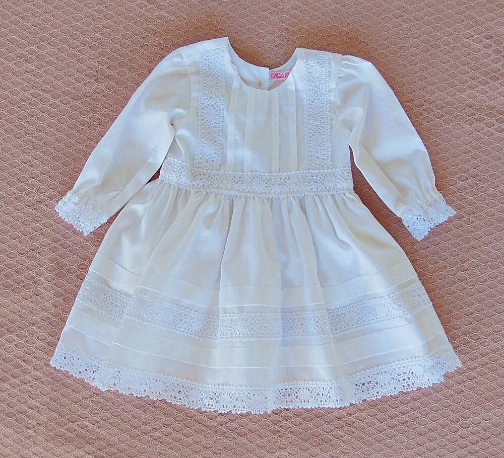 Vestido infantil de batizado branco para bebê menina