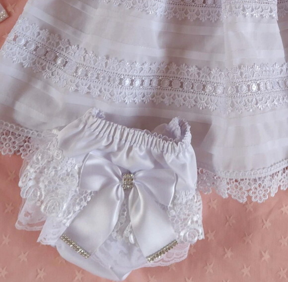 Vestido infantil de batizado branco para bebê menina com touca, 