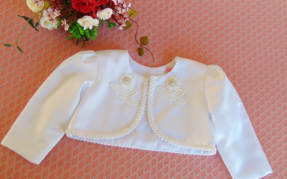 Bolerinho infantil branco para bebê menina