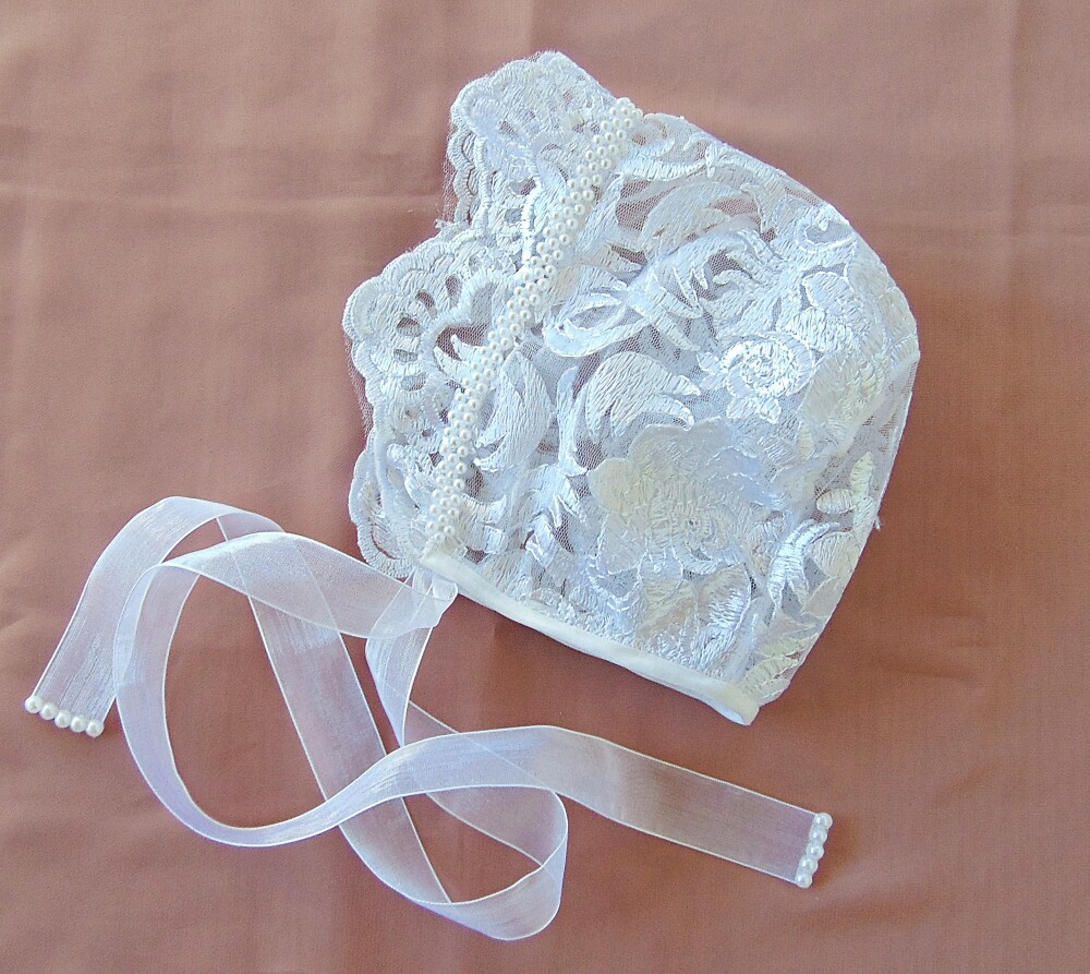 Touca de renda para batizado