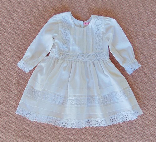 Vestido infantil de batizado branco para bebê menina