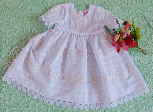 Vestido infantil de batizado branco para bebê menina