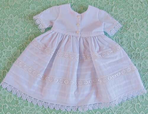 Vestido infantil de batizado branco para bebê menina