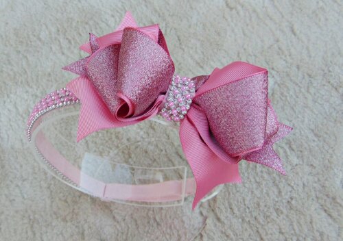 Laço para cabelo luxo com tiara de pérolas