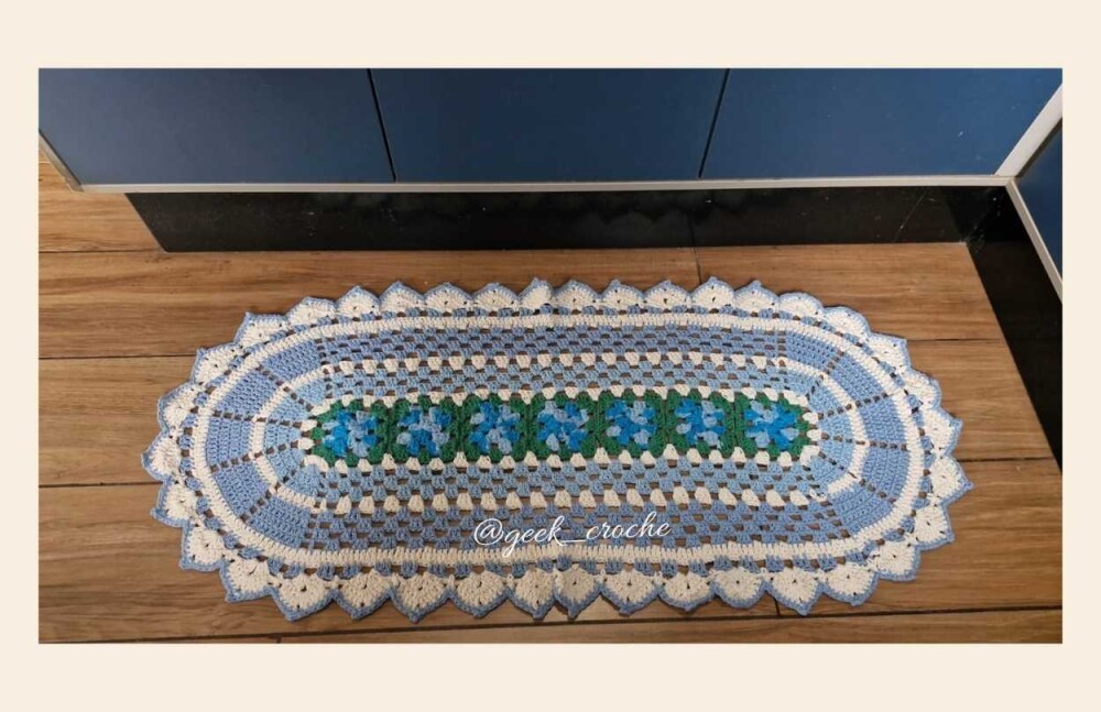💙🌸 Tapete Oval Médio em Crochê Artesanal 💙🌸 + Frete