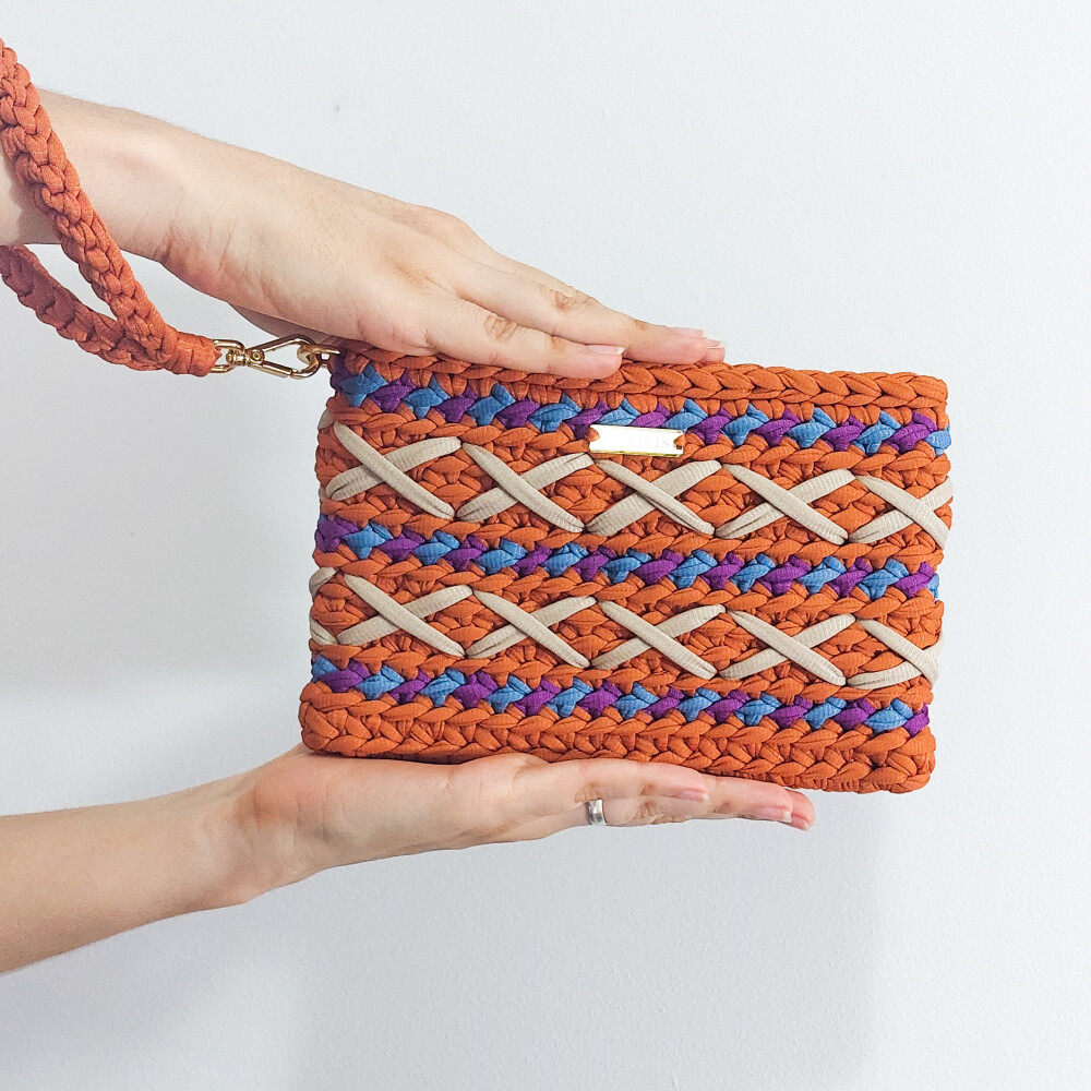 Bolsa de mão de crochê boho