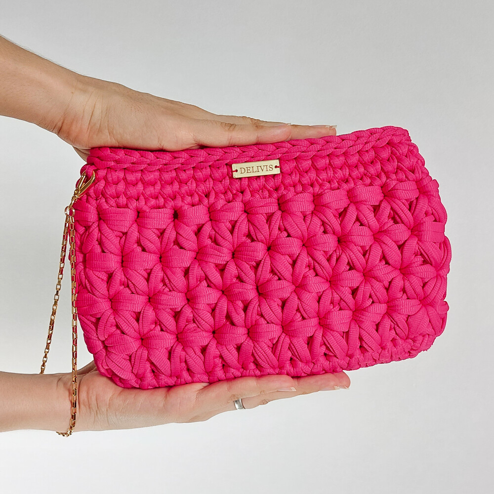 Bolsa de mão de crochê tropical