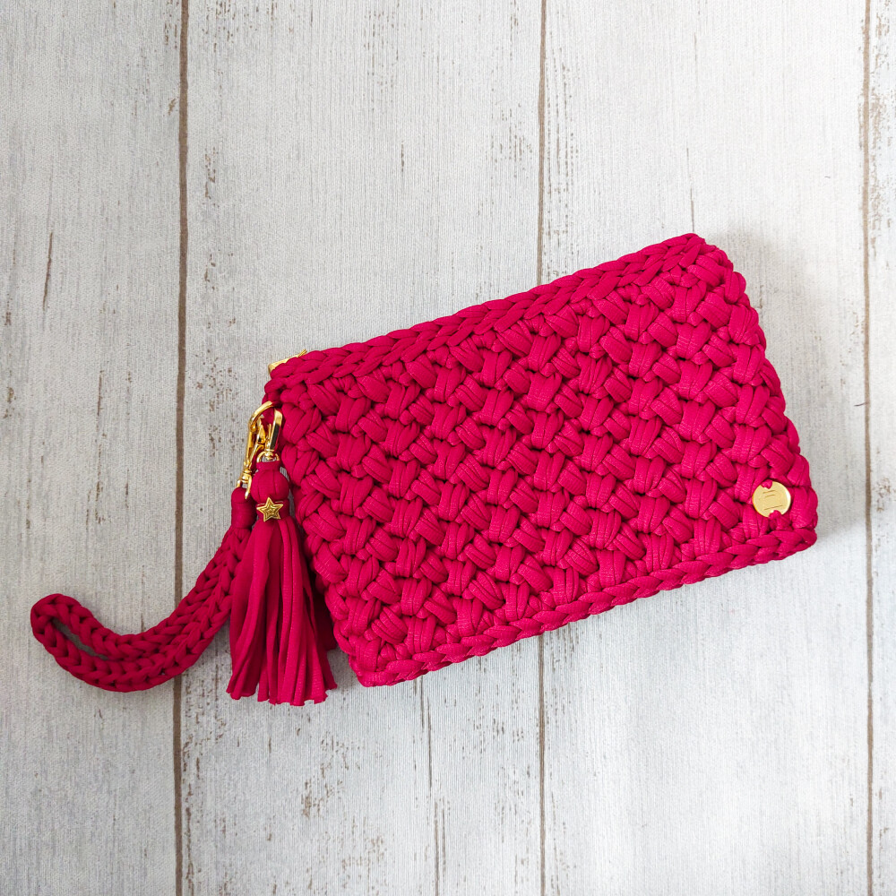Bolsa de mão de crochê estrela