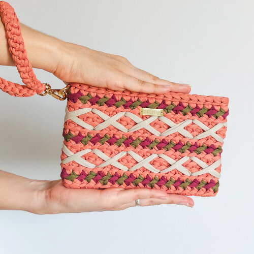 Bolsa de mão de crochê boho