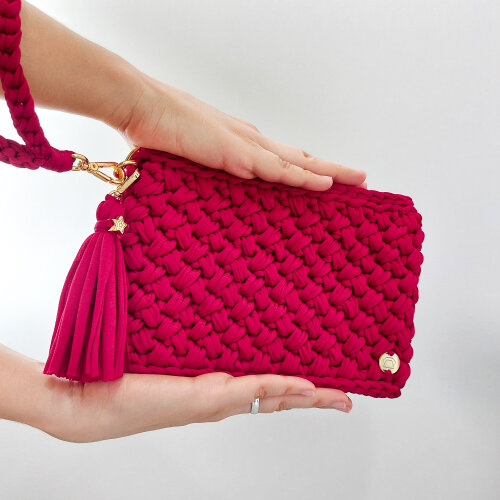 Bolsa de mão de crochê estrela