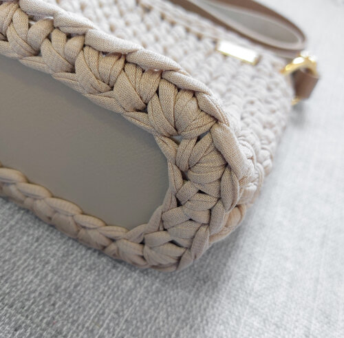 Bolsa de crochê bege