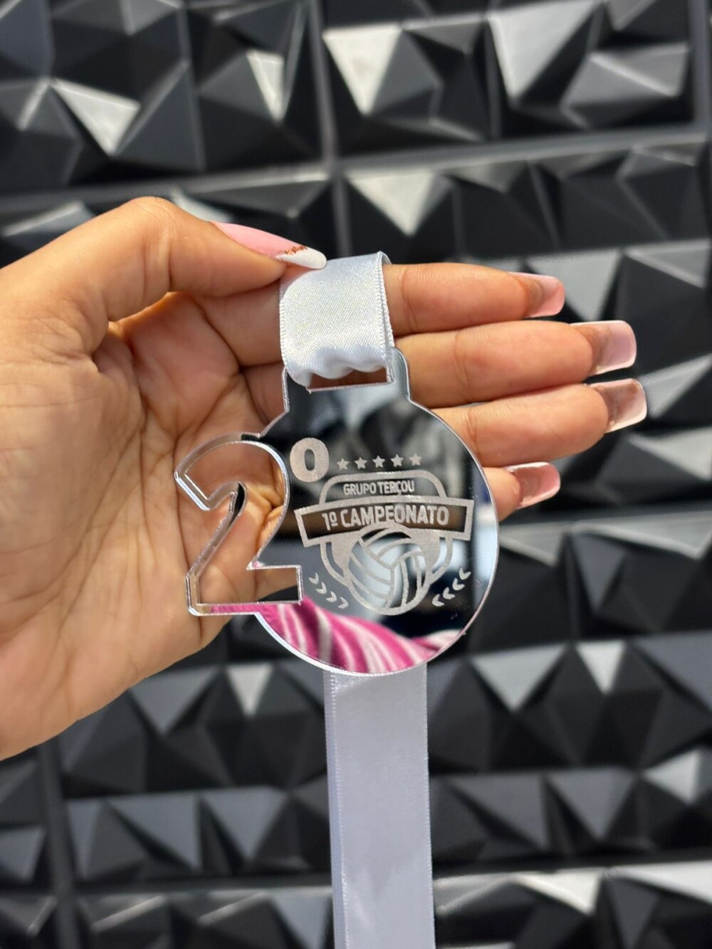 Kit Medalhas Ouro Prata e Bronze Personalizadas – Design Vazado