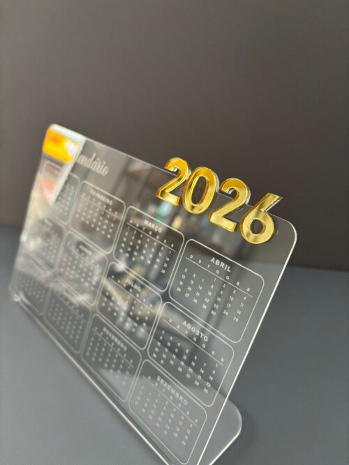 Calendário de Mesa em Acrílico Cristal - Edição 2026