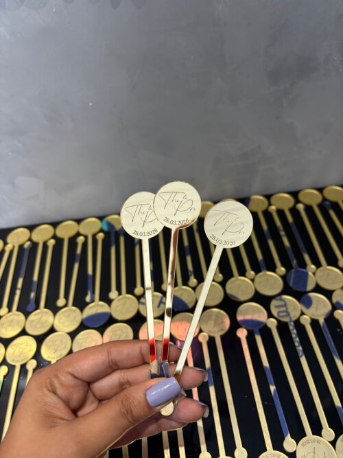 Mexedor de Drinks (Stirrer) Personalizado em Acrílico Espelhado