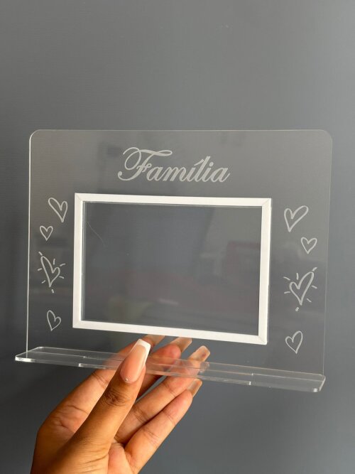 Porta-Retrato em Acrílico  Família & Corações