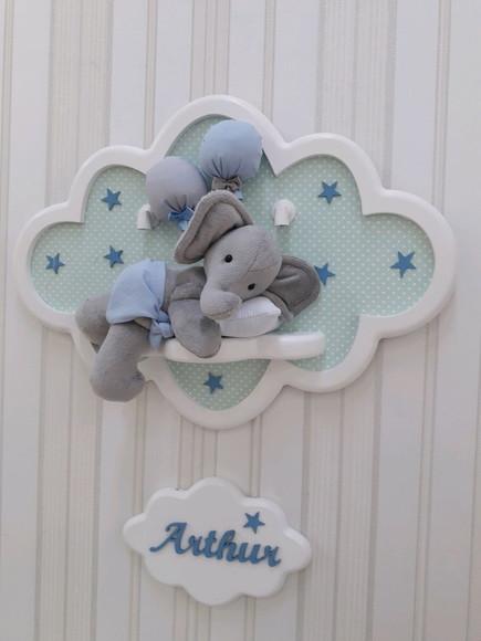 Enfeite de Porta Maternidade Elefante na Nuvem com Leds