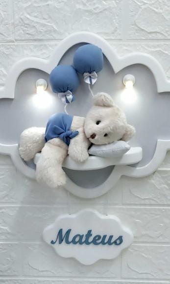 Enfeite de Porta Maternidade Nuvem com Leds