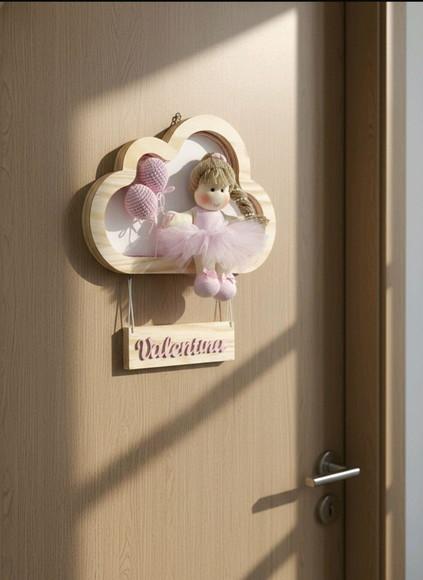 Enfeite de Porta Maternidade Nuvem de Pinus