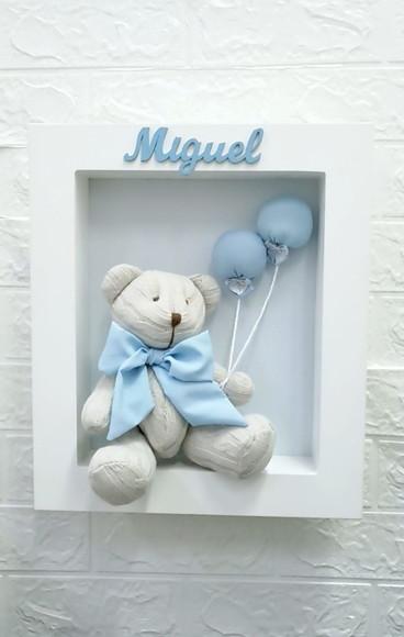 Enfeite de Porta Maternidade Urso de Tricô com Leds