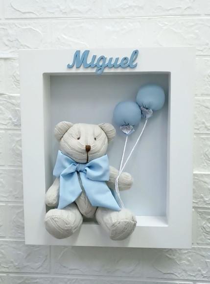 Enfeite de Porta Maternidade Urso de Tricô com Leds