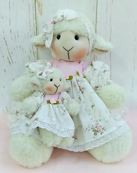 Ovelha de Pelúcia