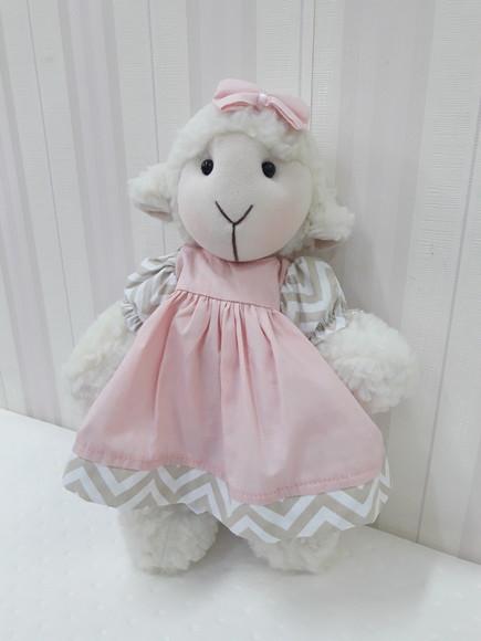 Ovelha de Pelúcia
