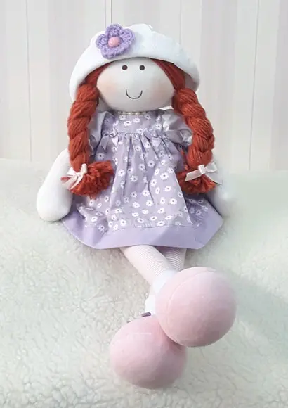 Boneca de Pano Pernudinha