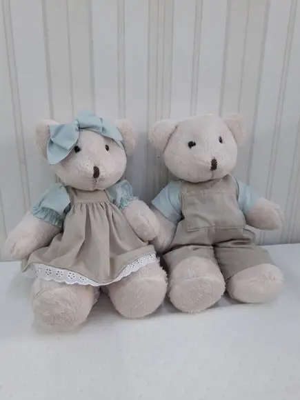 Casal de Ursos de Pelúcia