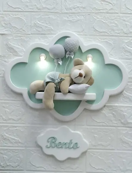 Enfeite de Porta Maternidade Nuvem com Leds