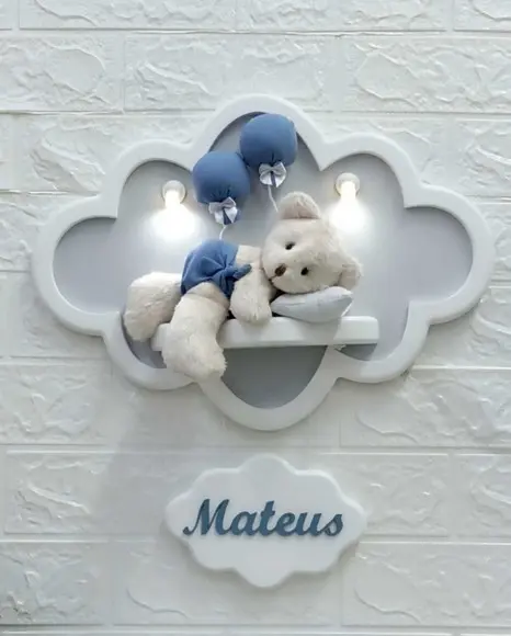 Enfeite de Porta Maternidade Nuvem com Leds