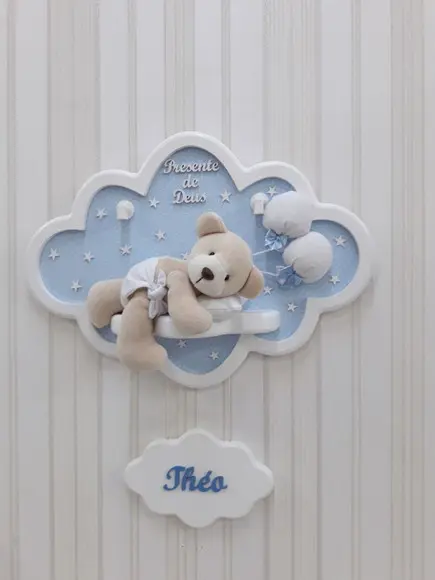 Enfeite de Porta Maternidade Nuvem com Leds
